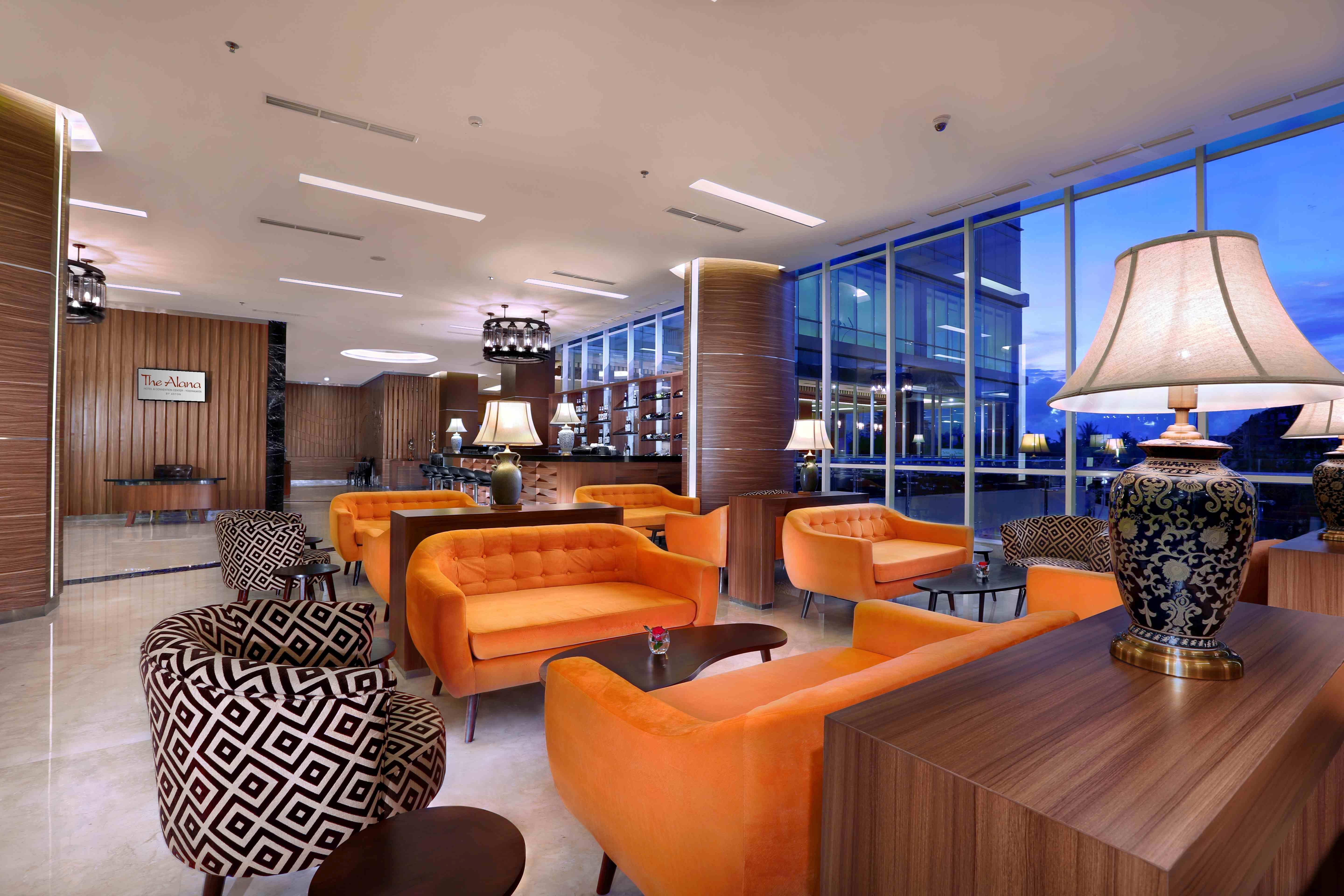 The Alana Yogyakarta Hotel And Convention Center Слеман Екстериор снимка