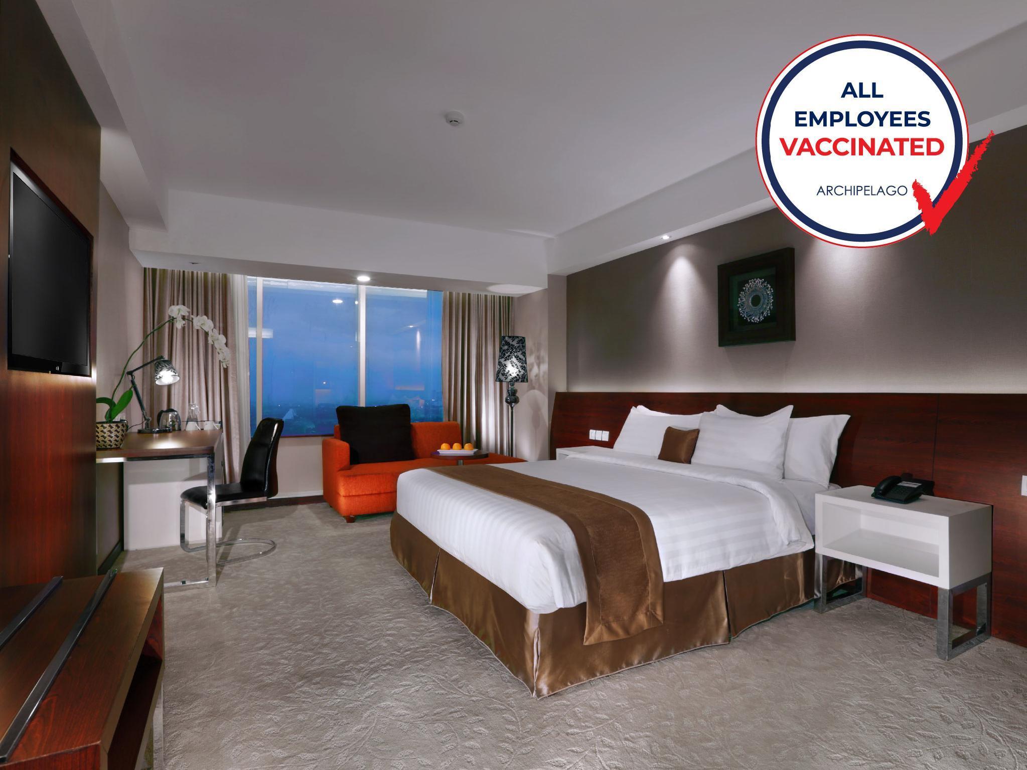 The Alana Yogyakarta Hotel And Convention Center Слеман Екстериор снимка