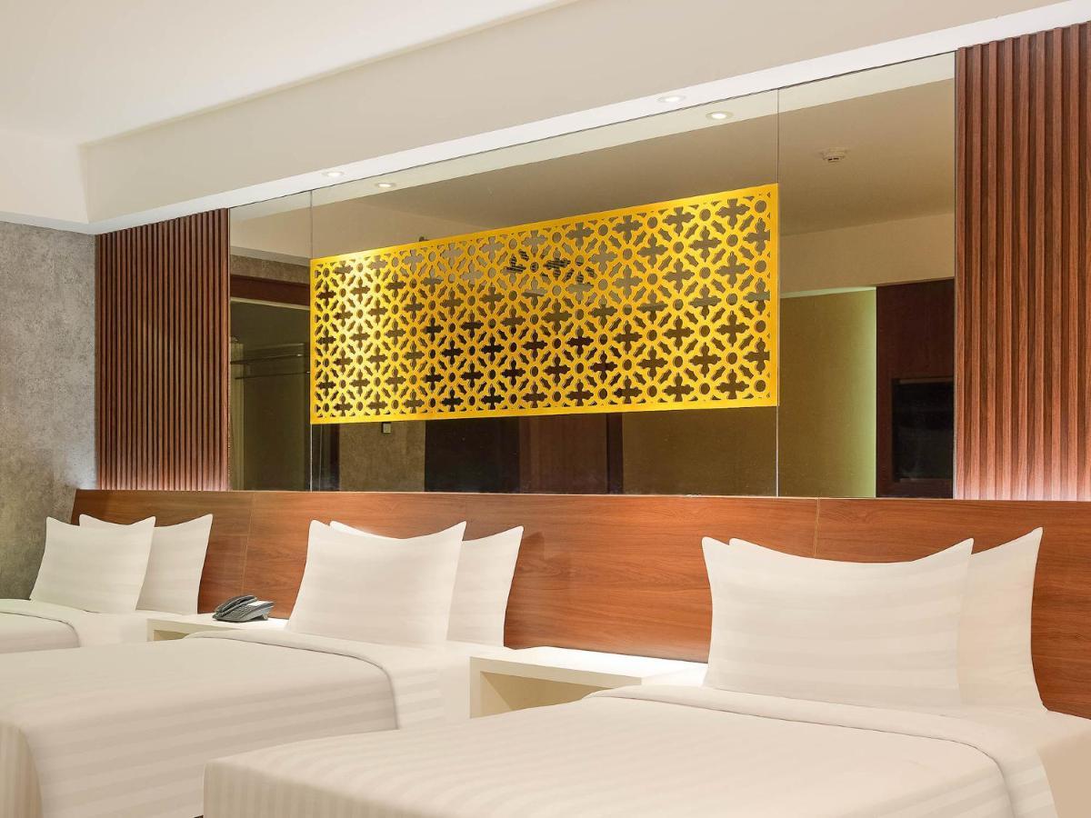 The Alana Yogyakarta Hotel And Convention Center Слеман Екстериор снимка
