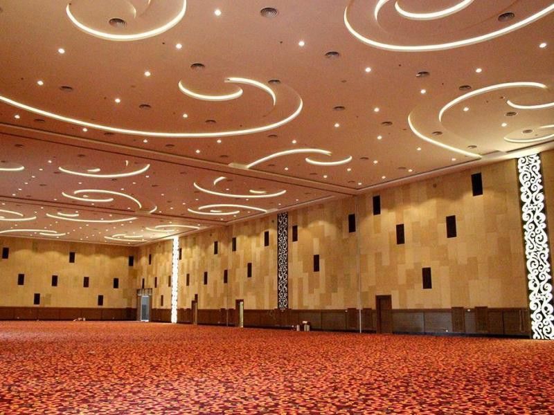 The Alana Yogyakarta Hotel And Convention Center Слеман Екстериор снимка